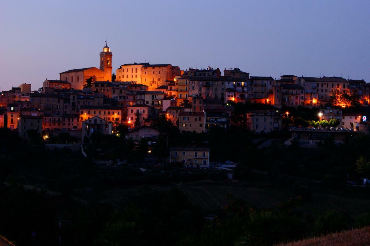 A casa di Desideria Monsampolo Del Tronto Exterior foto